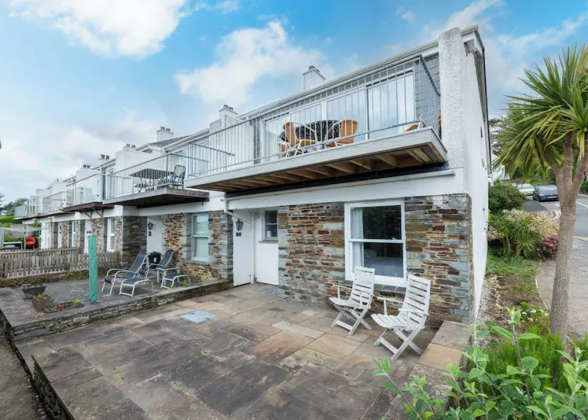 SLIPWAY 7, family friendly, country holiday cottage in Rock - Image 1