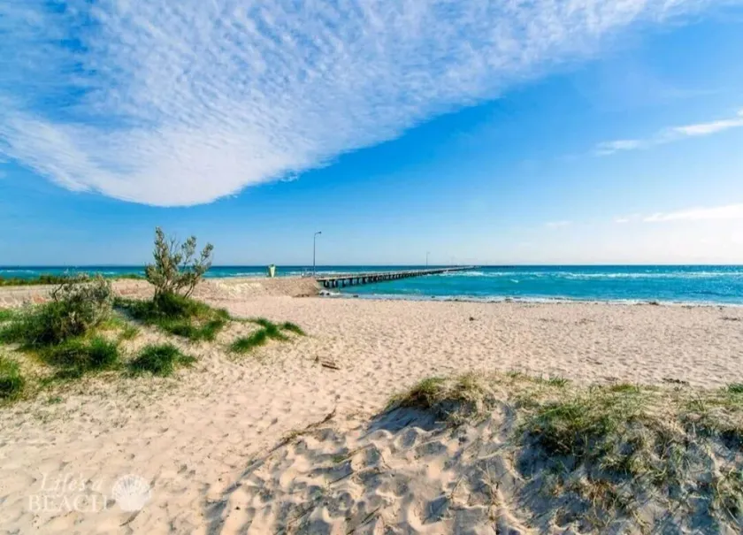 BEACH House Getaway @ Blairgowrie - Image 1
