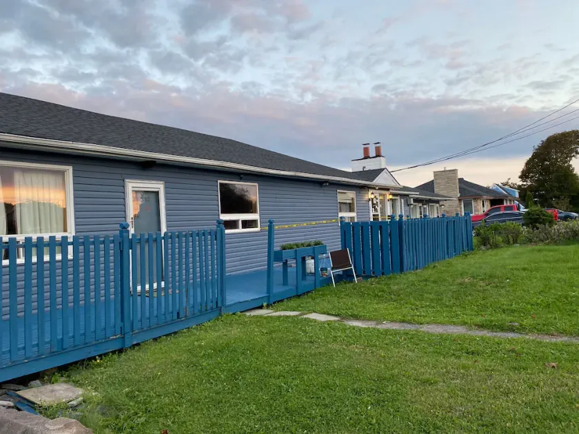 Hillcrest Motel- 10 min from beach, shore - Image 1