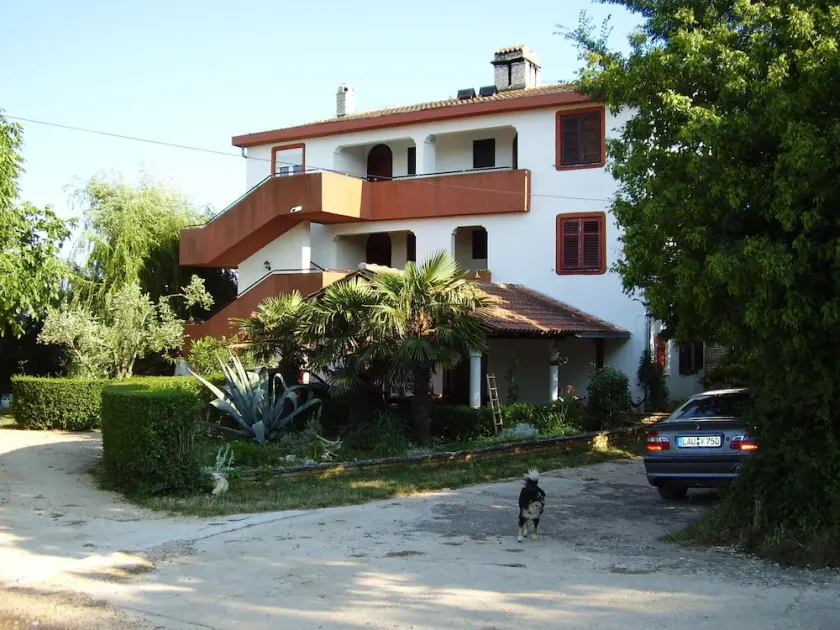 holiday apartment, near the beach, air condition, animals welcome - Image 1