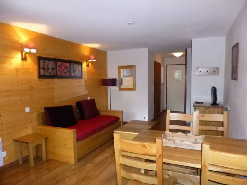 Studio confortable avec Wi-Fi et balcon à Brides-les-Bains - Image 1