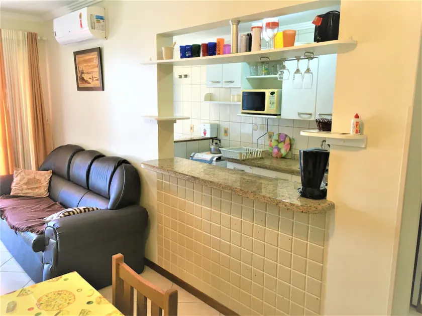 3-bedroom apartment with en-suite bathroom, home office, Wi-Fi, 250 sq m, TVs, split system, open plan, Jurerê panoramic view. - Image 1