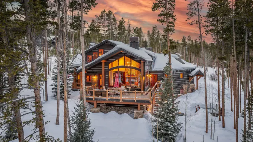 Mtn Views + Hot Tub + Ski Shuttle  + Pet Friendly + Near Nordic Skiing - Cypress - Image 1