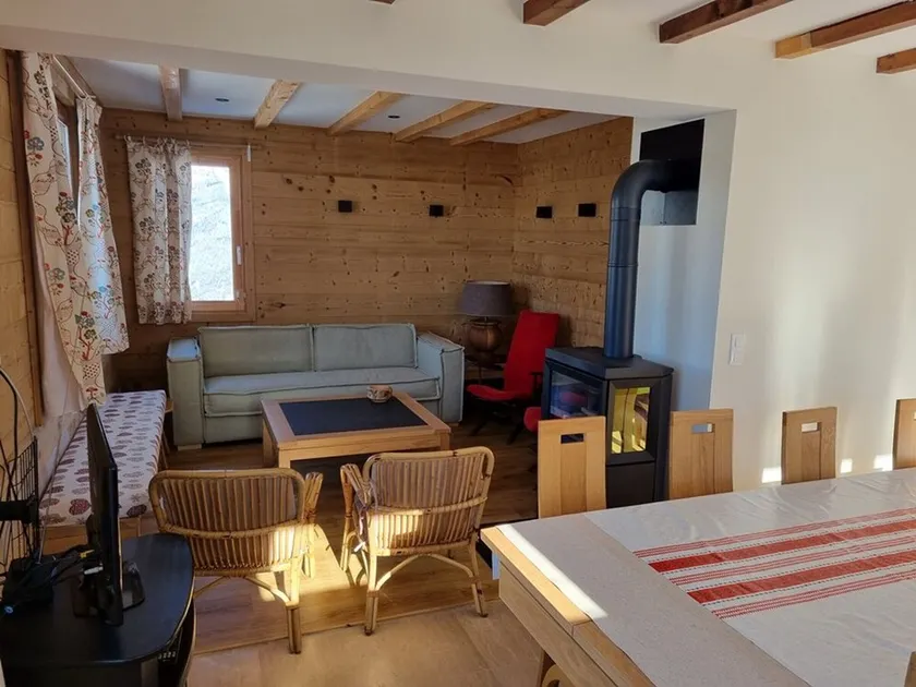 Grand chalet 11 pers, 4 chambres, Sud, proche ski - Image 1