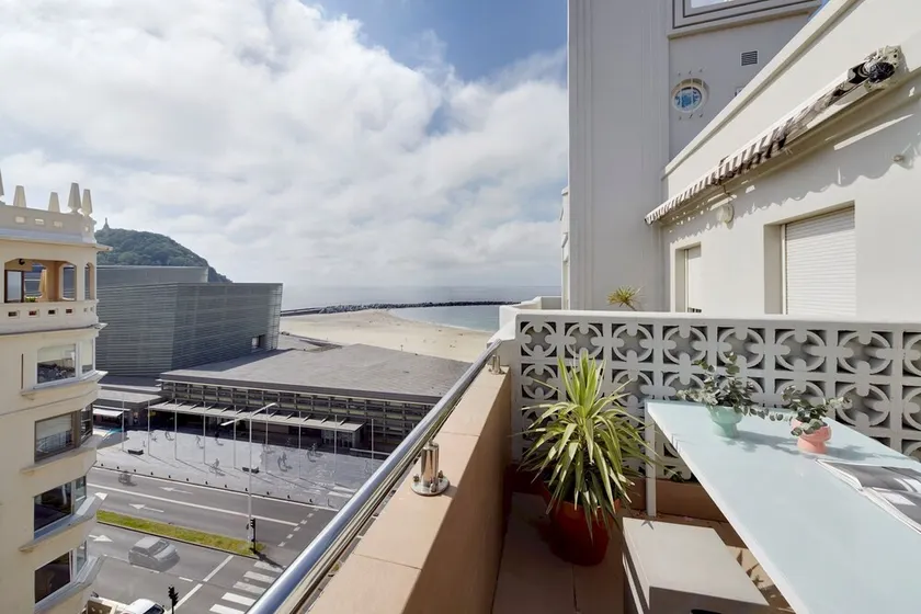 Beach House 2 by FeelFree Rentals - Image 1