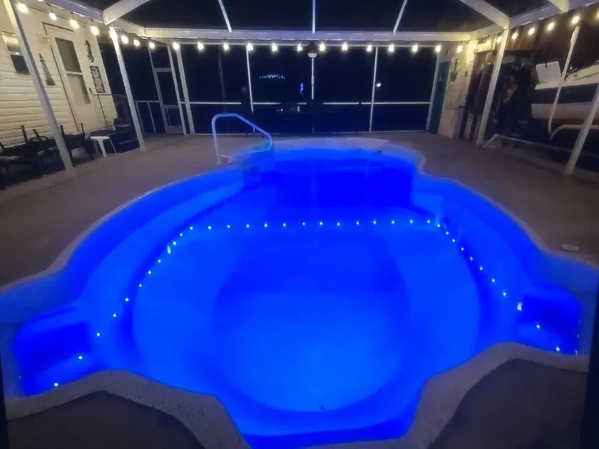 MERMAID MANOR heated POOL!! Waterfront, KAYAKS, boat dock, Weeki Wachee manatees - Image 1