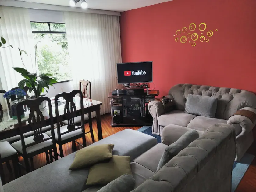 Quiet and comfortable apartment intended - Image 1