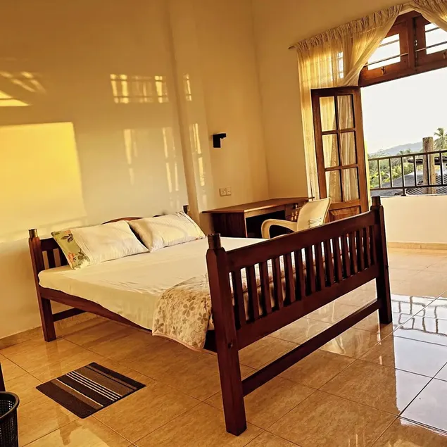 Sky Line Guest - Image 1
