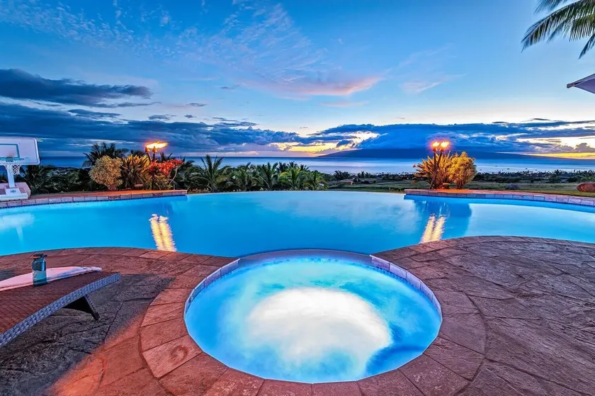 Hus og sommerhus / 6br 4. 5ba / Infinity Edge Pool / Hot Tub / Amazing udsigt - Image 1