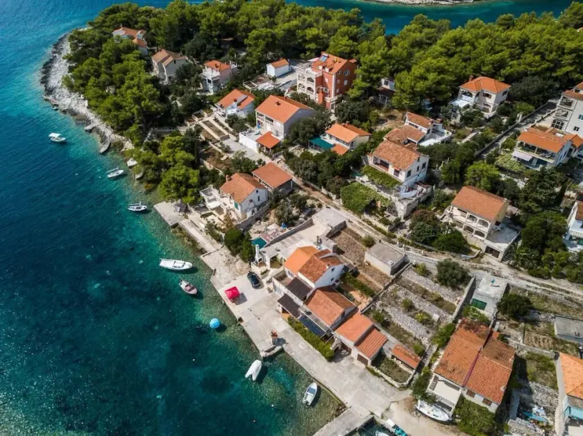 Beautiful Holiday Home near the sea - Image 1