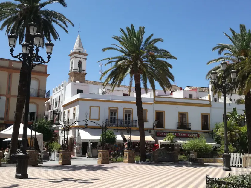 Apartamento Palmeras y Adelfas, Golf y Playas cercanas Costa de la Luz y Algarve - Image 1