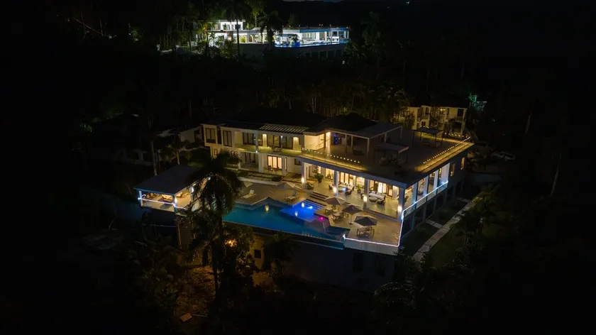 Pineapple Vista Resort - Image 1