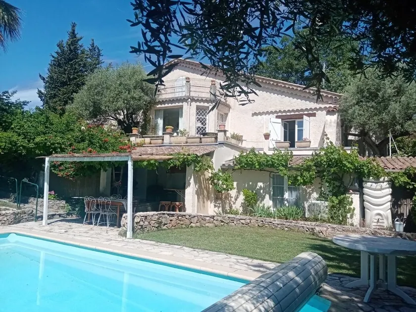 Magnifique villa de charme à 10 minutes à pied des villages, au calme - Image 1