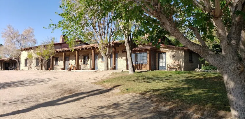 Adobe Mansion mit Platz für 40 Personen in einer wunderschönen Wüstenoase - Mindestanzahl Gäste 15 - Image 1