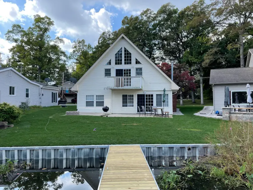 Wampler's Lake Cottage - Image 1