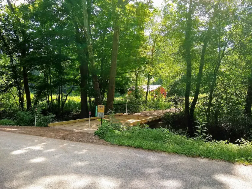 HOCKING HILLS AREA LODGING. Adults/21 & Older Only Getaway. Smoke & Pet Free. - Image 1