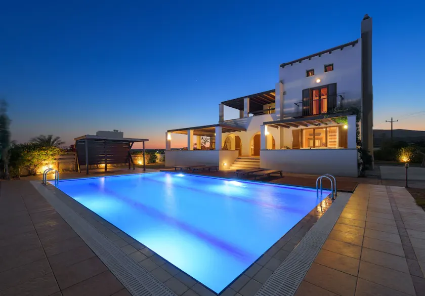 A spacious, tastefully designed, modern villa (Hellenic Tourist Org registered) - Image 1