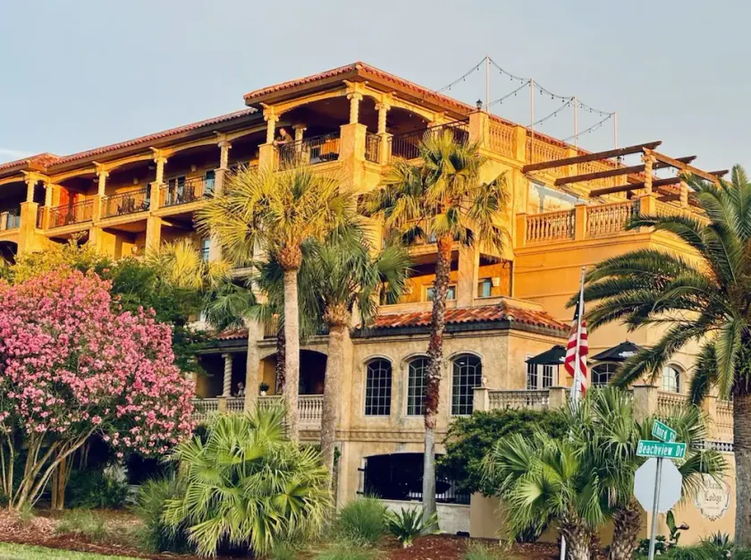 Ocean Lodge by KEES Travel - Image 1