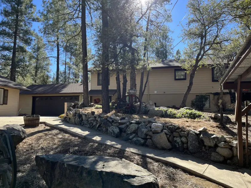 3 Room Cozy Suite in the Pines, near Downtown Prescott & many other attractions - Image 1