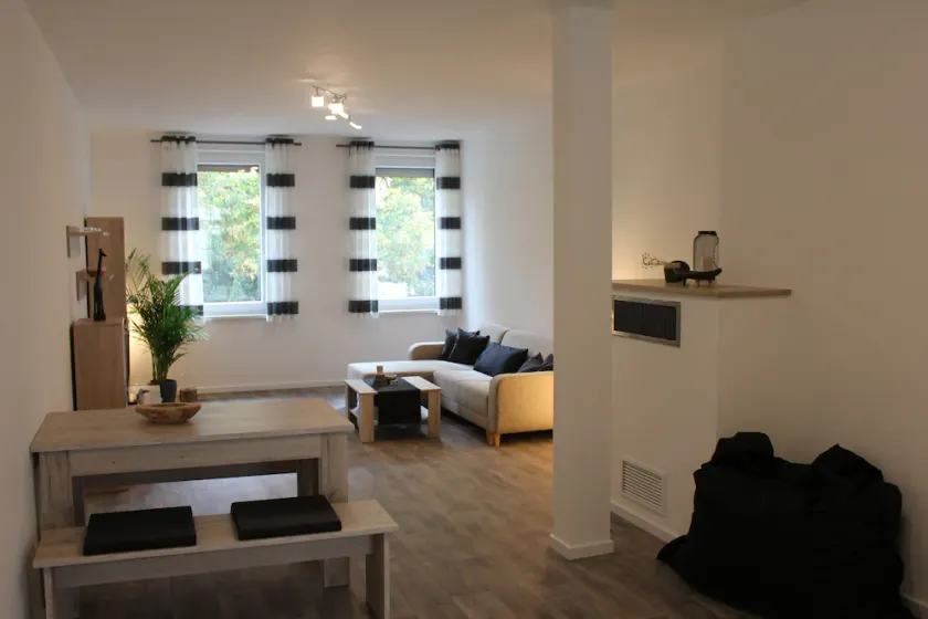 Top Wohnung mitten in Erlangen - Image 1