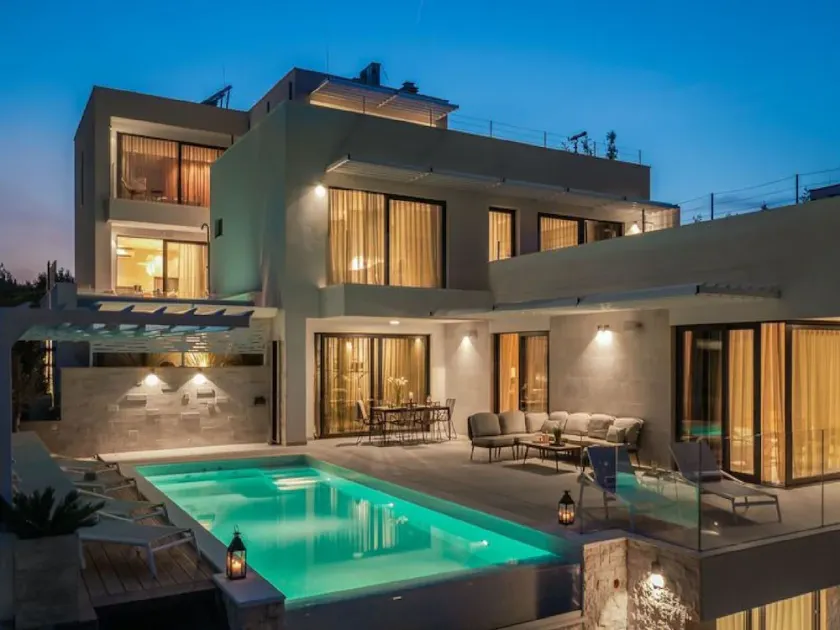 Magnificent Murter Villa | Villa Royal | 4 Bedrooms | Sea Views & Private Pool & Gym | Jezera - Image 1