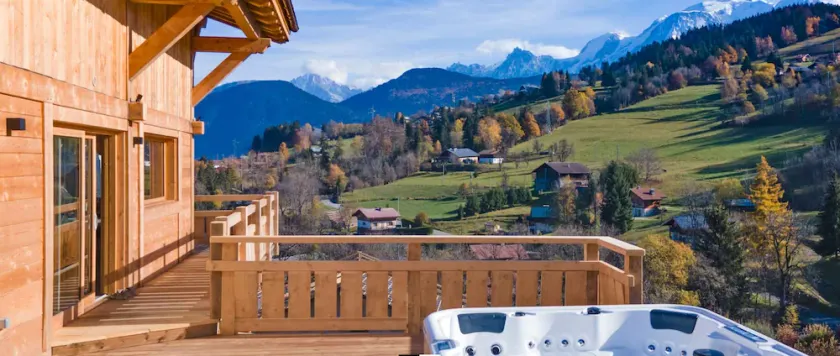 Chalet vue Mont Blanc avec jacuzzi extérieur - Image 1