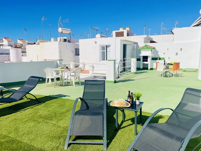 Panama apartment in the center of Nerja - Image 1