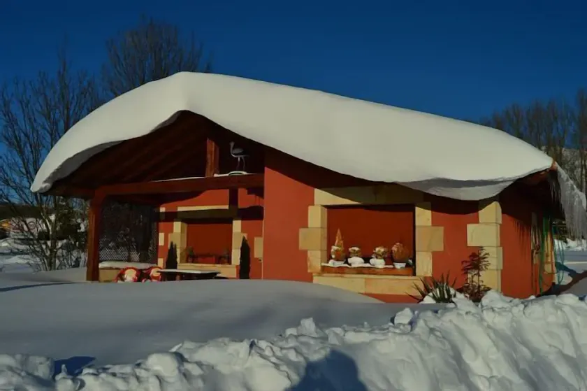Self catering Casucas La Guariza for 6 people - Image 1