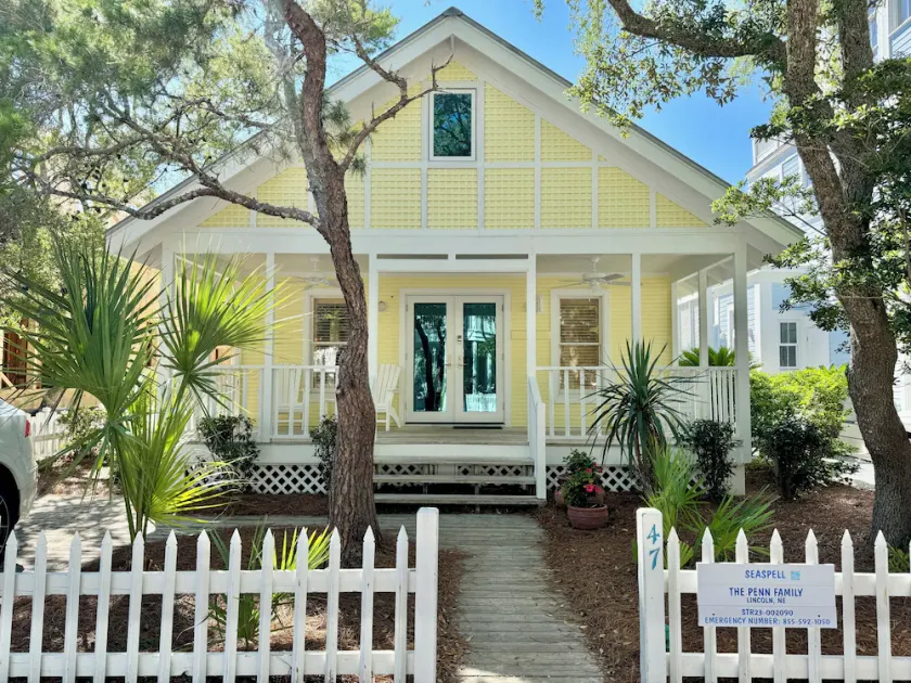 Recently Renovated & Pet Friendly in Seaside, Great Outdoor Spaces! 2 Bikes! - Image 1