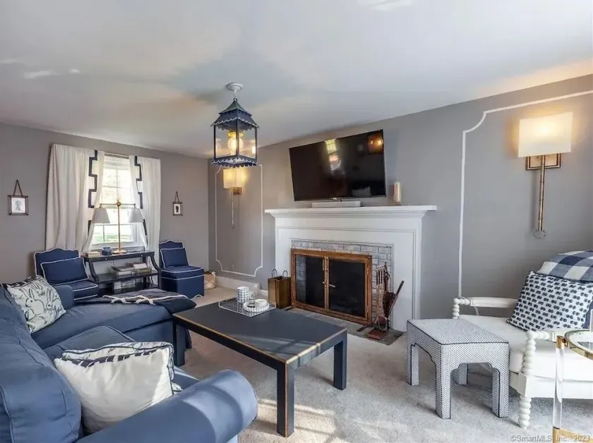 NOUVEAU! Long Meadow Manor - Image 1
