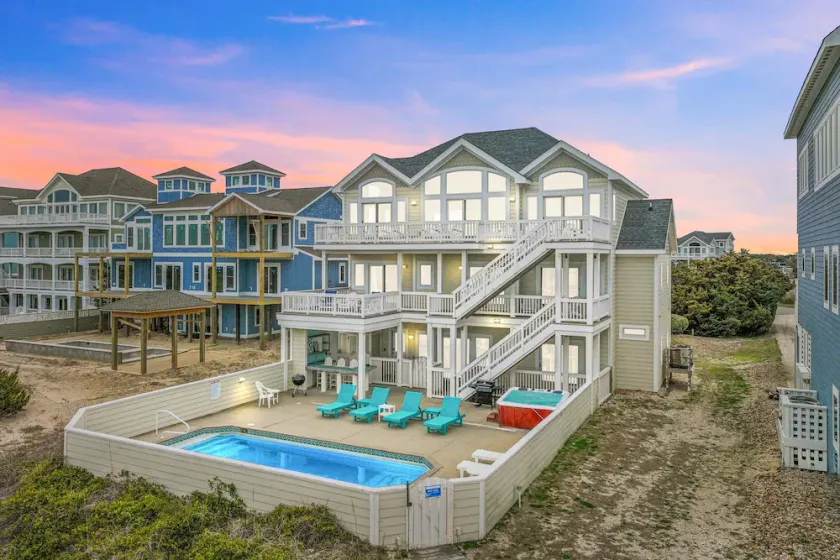 Lush Oceanfront Faciliteter-Elevator, Pool, 2 Hot Tubs, Game Room, Dual Appliances - Image 1