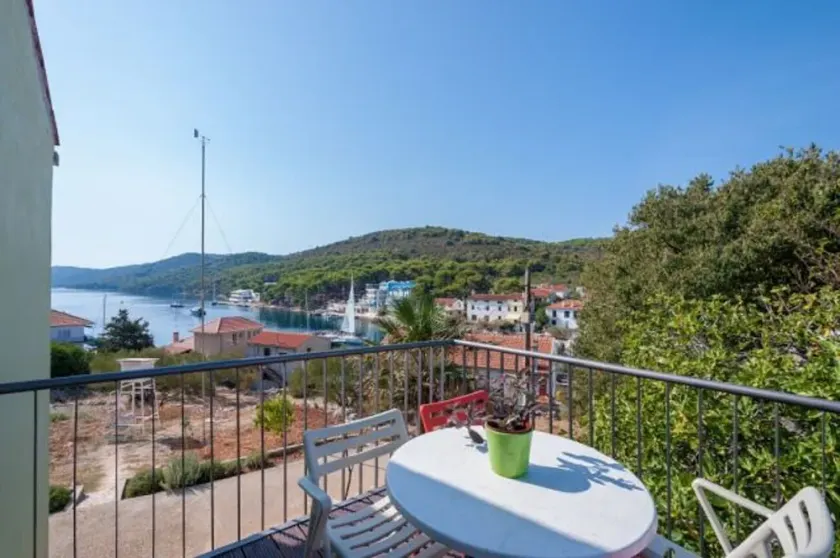 Apartment Meri - Image 1