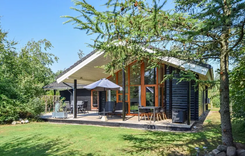 Three-Bedroom Holiday Home In Oksbol - Image 1