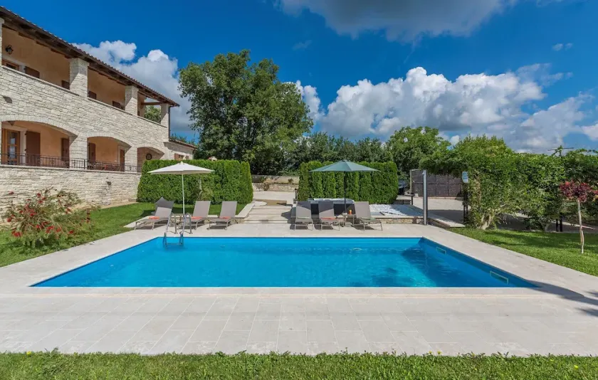 Villa Vernier with Private Pool and Jacuzzi - Image 1