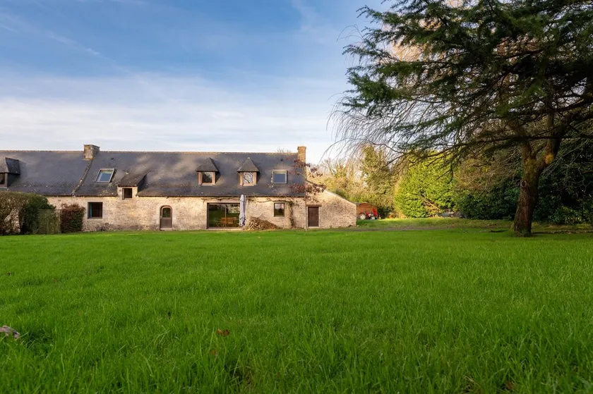 Longère 200 m2 - Image 1