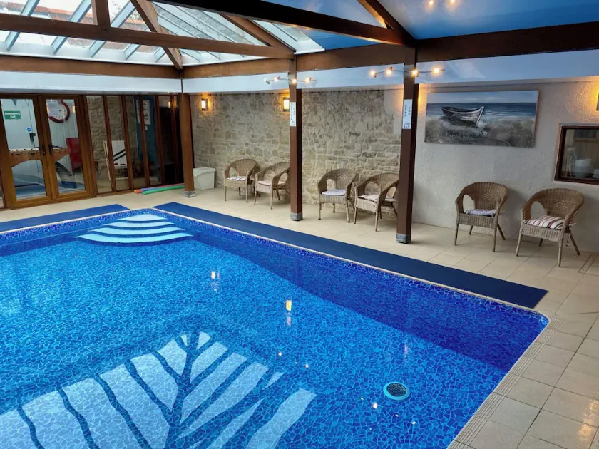5 bedroom accommodation in Uplyme, near Lyme Regis - Image 1
