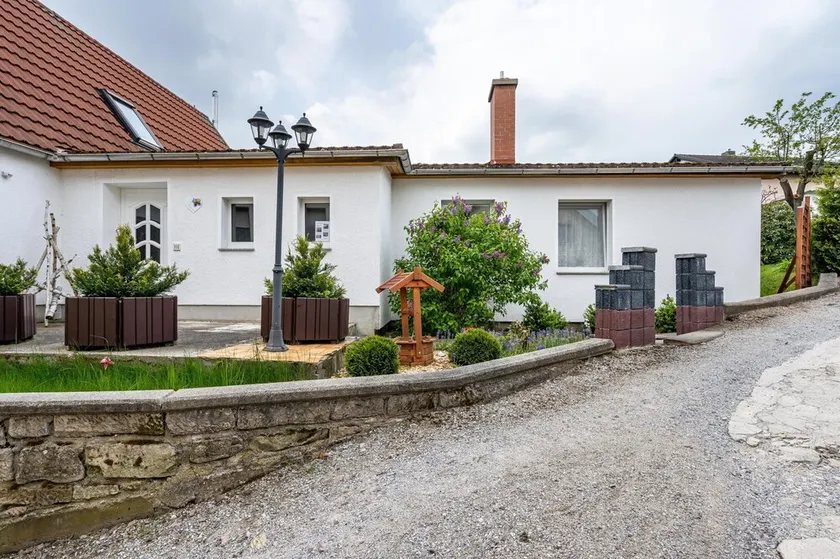 Apartamento 'Ferienwohnung Zum Specht' com vista para a montanha, terraço privado e acesso Wi-Fi - Image 1