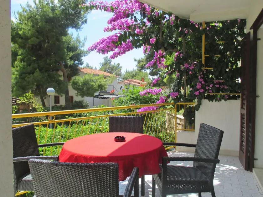 Two bedroom apartment with terrace and sea view Ivan Dolac, Hvar (A-4584-a) - Image 1