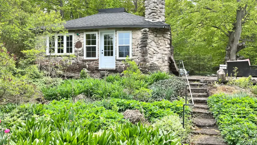 \"Cobblestone: Natures Little Haven\" - Image 1