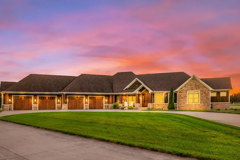 Kountry Lane Stables | Horse Farm w/ HOT TUB + Fire Pit! - Image 1