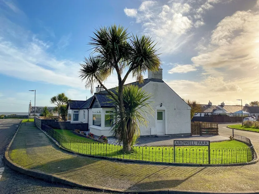 Ardwell Park - Image 1