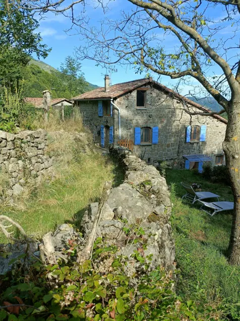 Charming gîte studio in Ardèche verte - Image 1