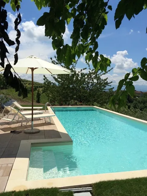 Panoramisk villa på bakkerne i Langhe beliggende mellem parken pool vinmarker - Image 1