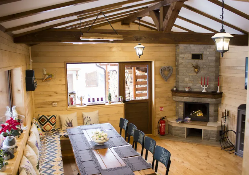 Cozy villa with fireplace - only 9 km. from the ski slopes! - Image 1