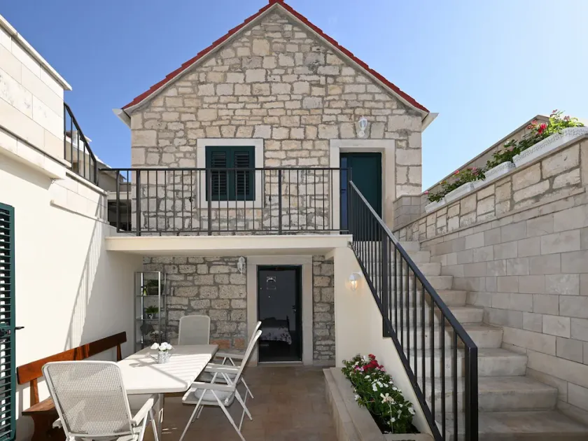 House Palma - Image 1