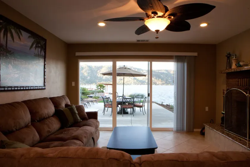 Direct Lake Front Paradise Cove #1 In Reviews - Beach - Launch - Traeger Smoker - Image 1