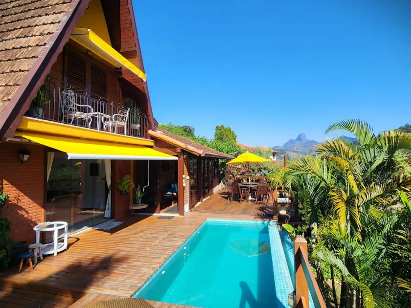 Beautiful mountain house with 4 bedrooms, a/c, heated pool in Itaipava, Petrópolis - Image 1