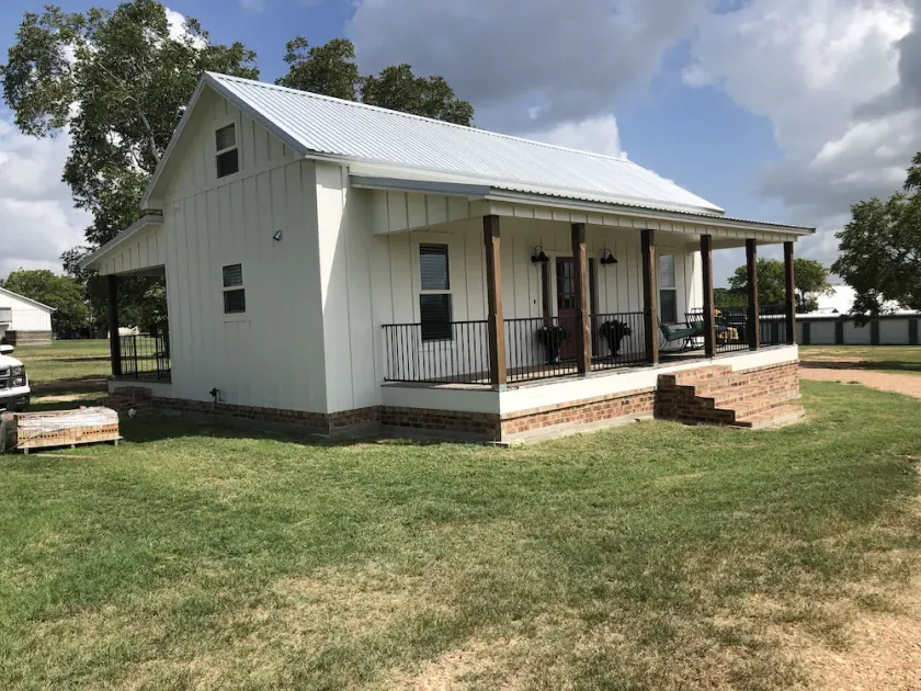 The White Magnolia Cottage - Image 1