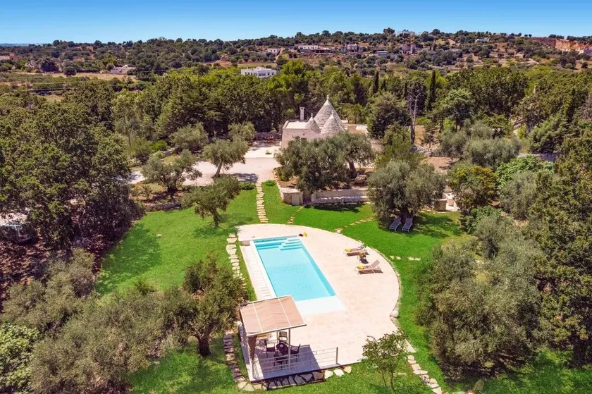 Villa Trullo Tesoro by Villa Plus - Image 1