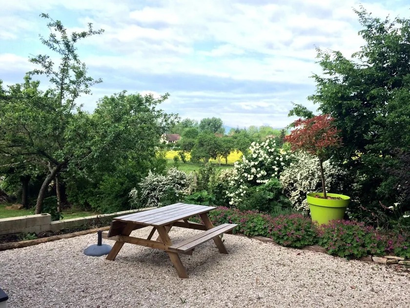 Location au calme dans petit village - Image 1